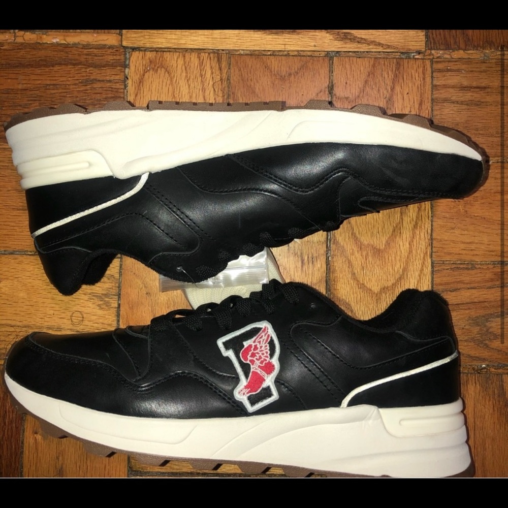 Mens Ralph Lauren polo P wing trackster shoes.